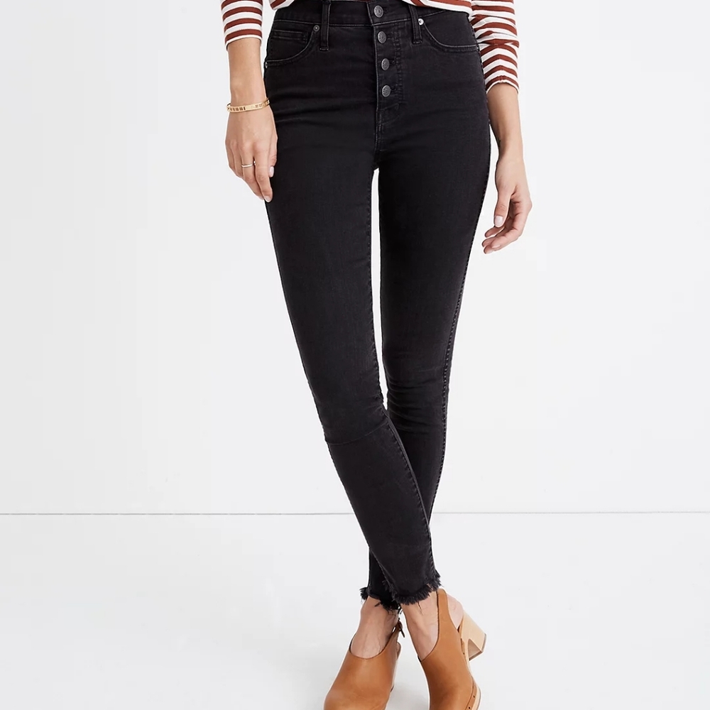 Madewell 10" black skinny jeans with button fly closure, size 30